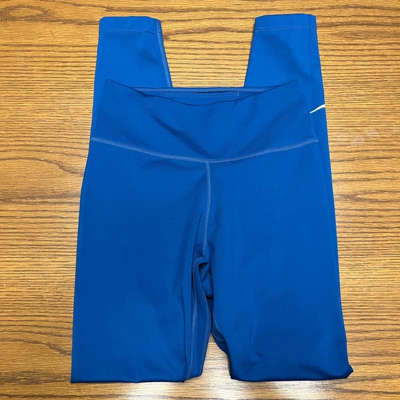 Nike Leggings - Picture 1 of 5